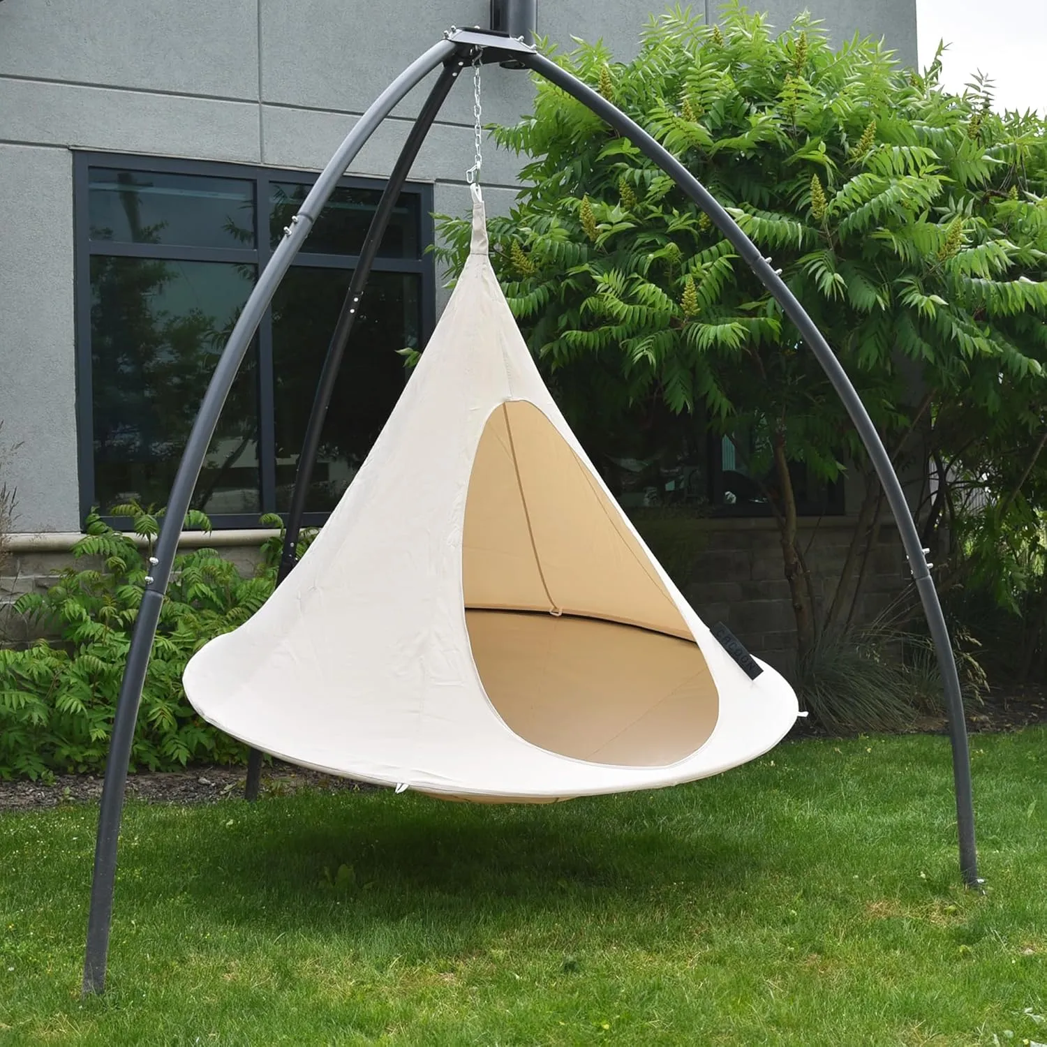 Double Cacoon Hanging Chair for Two – Cozy Indoor/Outdoor Hammock with Polyester Canvas, 440 lb Capacity, Includes 18ft Rope & Carabiner (Natural)