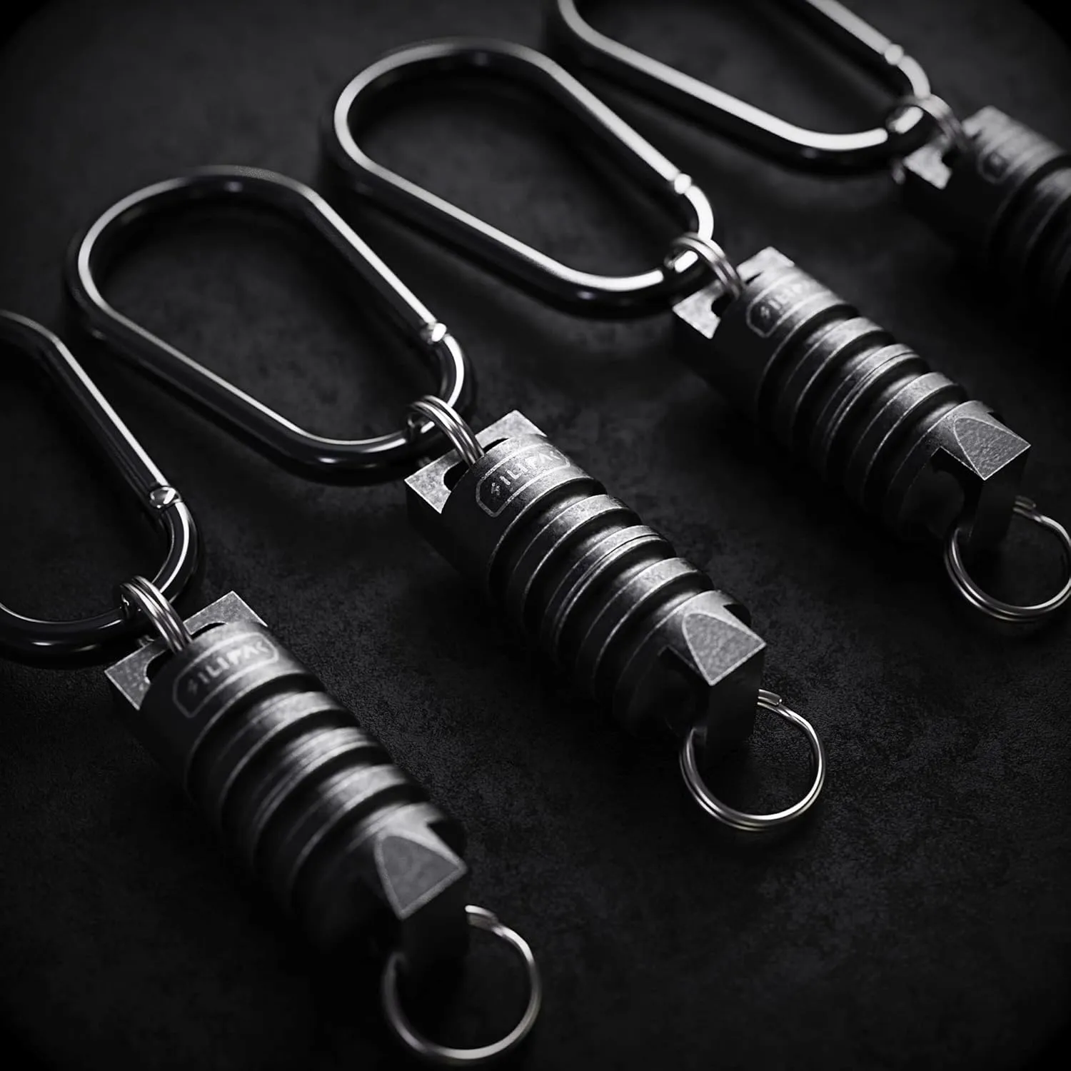 Keychain Magnetic Connector Titanium Steel Brass EDC Mag Beads Secure Key Quick Release Carabiner Detachable Keys Easy Access